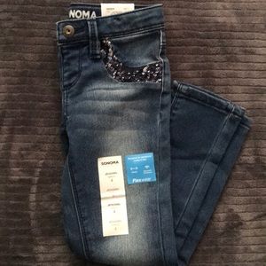 Little girl jeans 👖